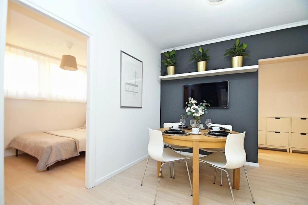 Apartament Korfantego Citycentre Z Widokiem Na Spodek Katowice Luaran gambar